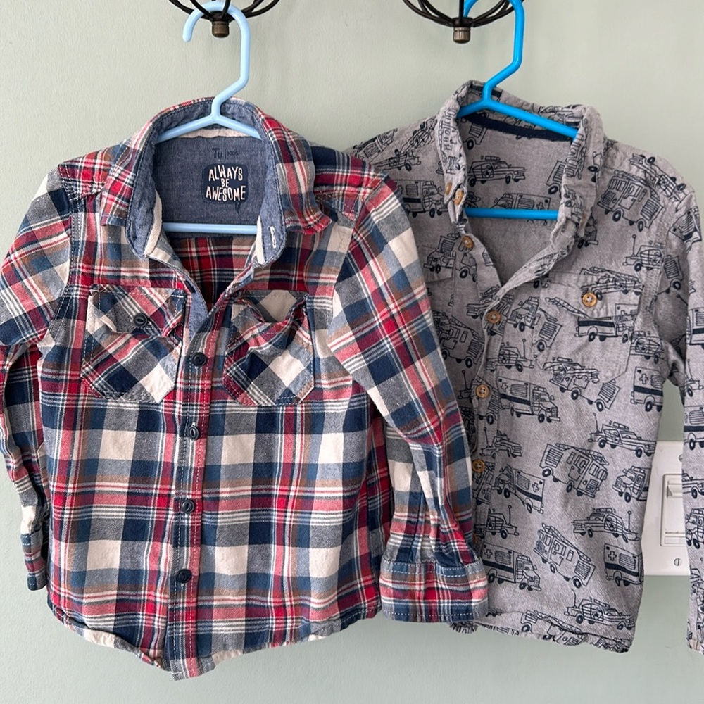 Bundle of two cotton shirts excellent condition, age 3-4 years